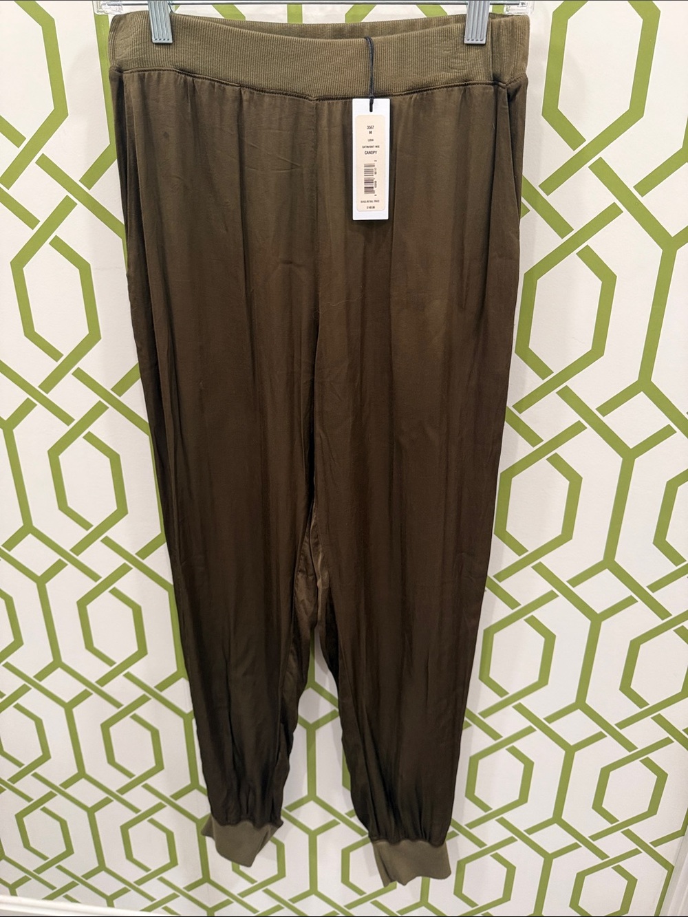 Michael Stars Trendy Olive Green‎ Women's Jogger Pants!
